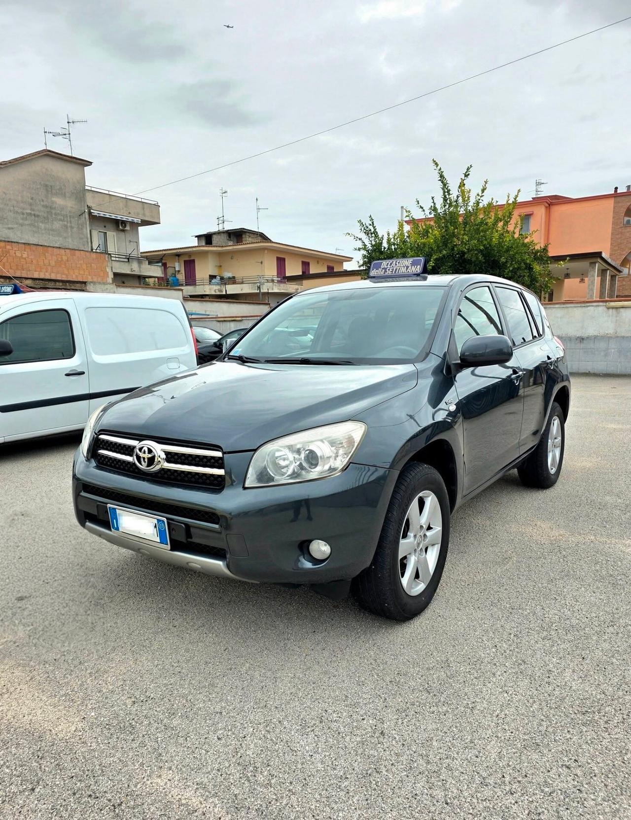 Toyota RAV4 2.2 D-4D 136 CV Sol