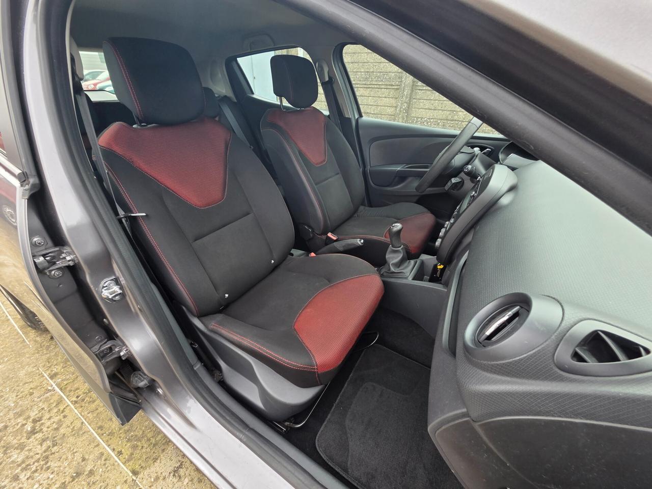 Renault Clio 1.2 16V 5 porte Live!