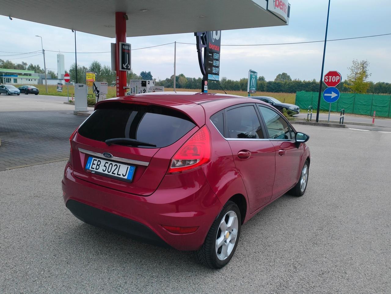 Ford Fiesta 1.4 5 porte Bz.- GPL Titanium