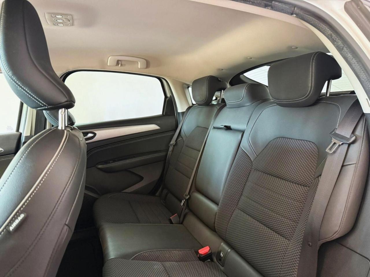 Renault Arkana SUV 1.6 HYBRID E-TECH 105KW INTENS