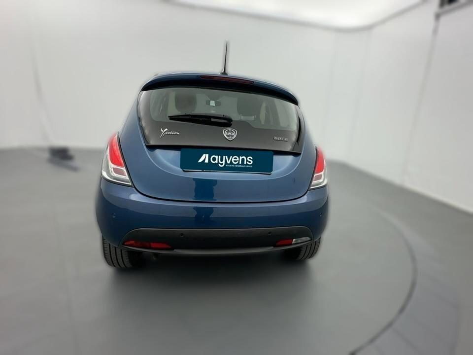 Lancia Ypsilon NOLEGGIO LUNGO TERMINE