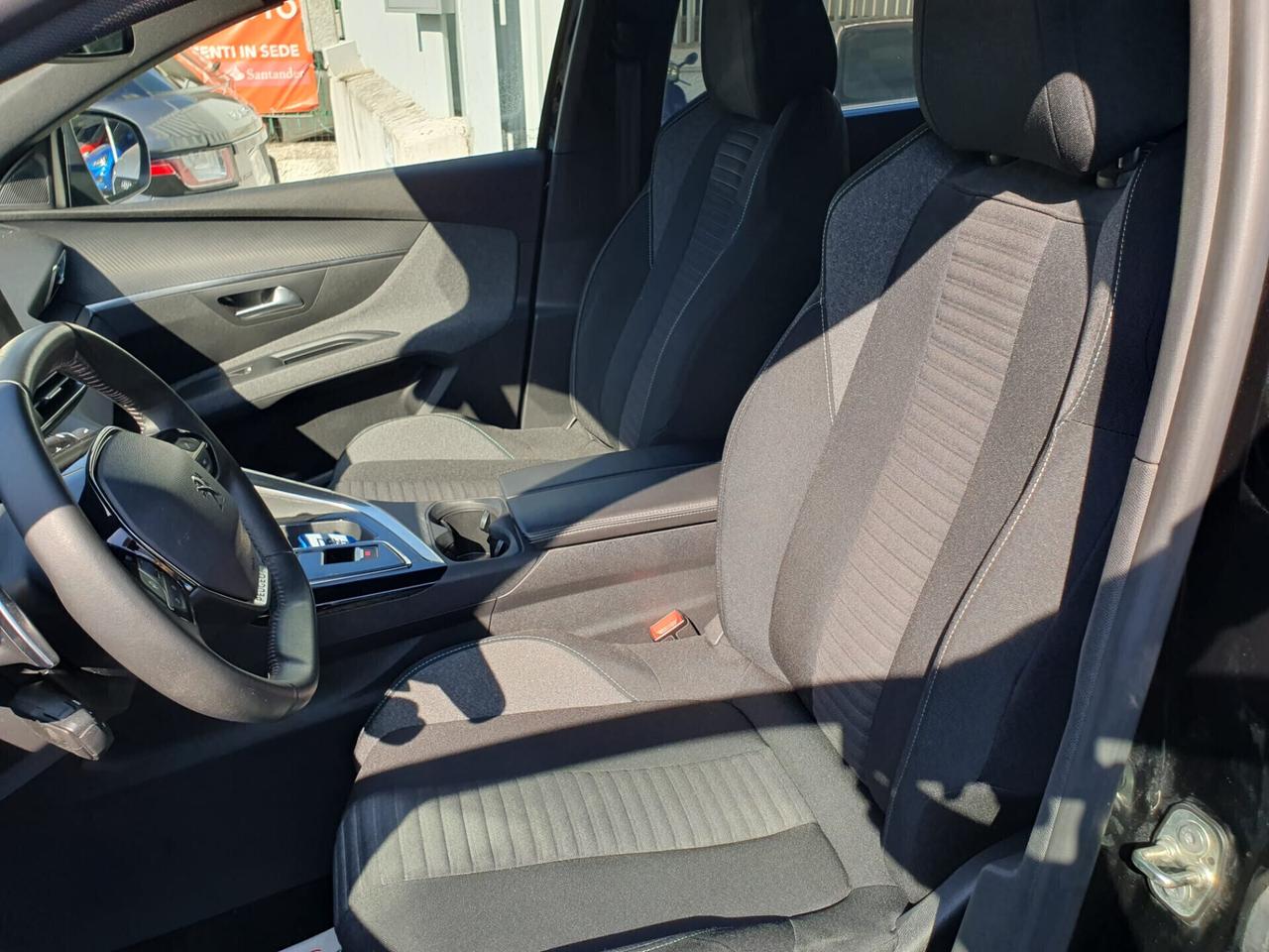 Peugeot 5008 BlueHDi 130 S&S EAT8 Allure