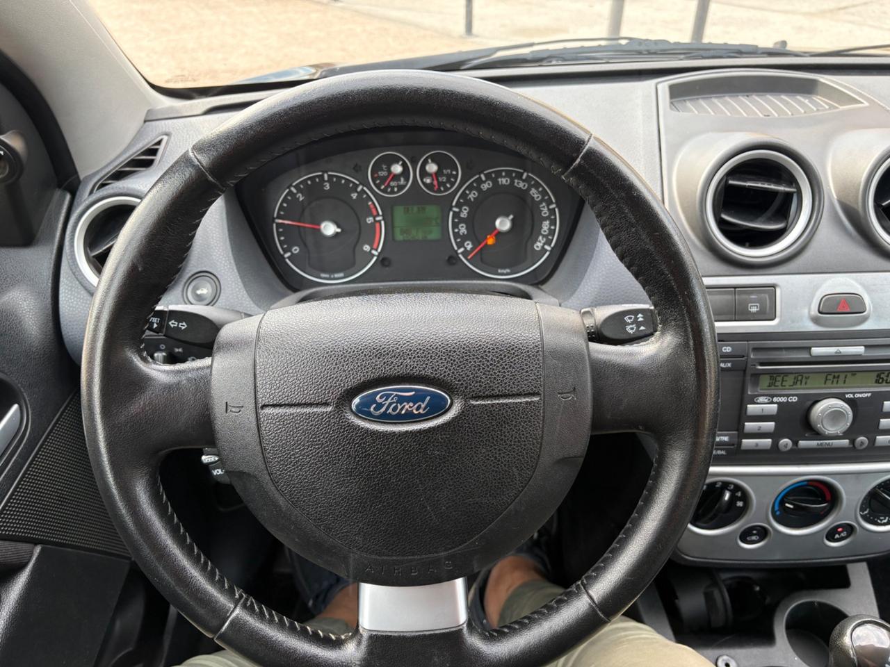 Ford Fiesta 1.4 TDCi 5p. Neo patentati