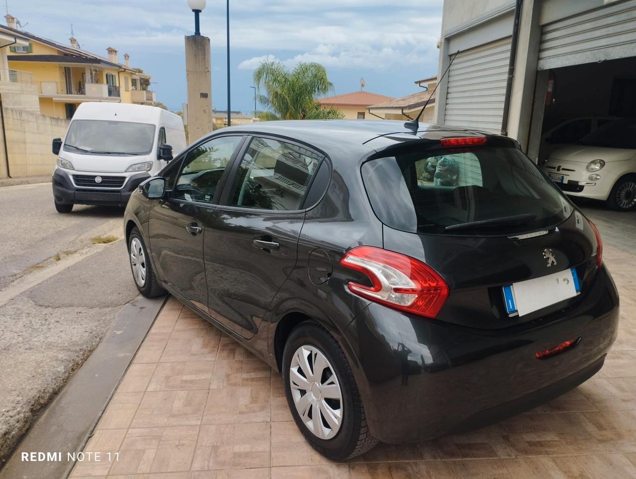 Peugeot 208 diesel 1.4. KM 30000