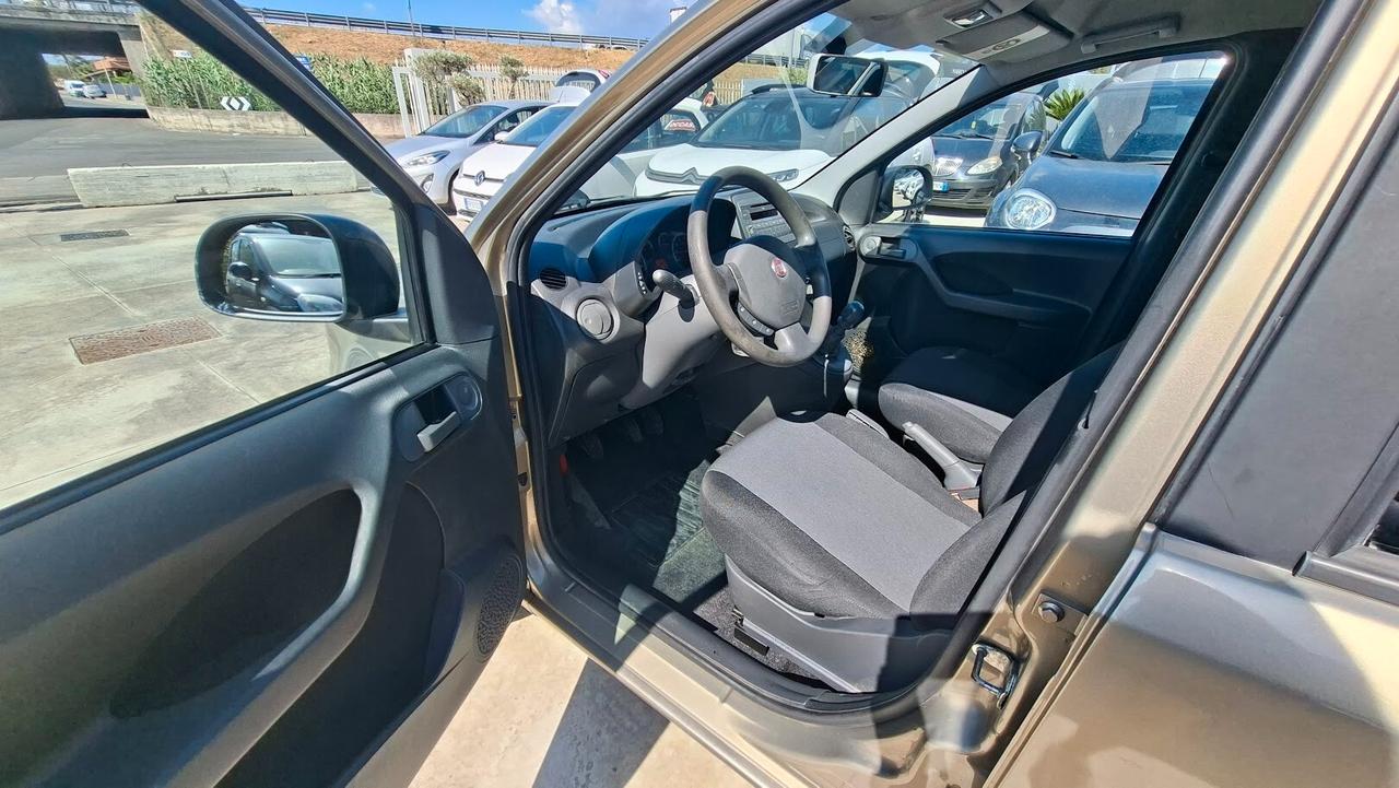 Fiat Panda 1.2 4x4 con gancio traino