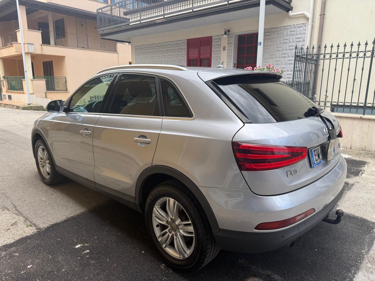 Audi Q3 2.0 TDI Advanced 140 cv