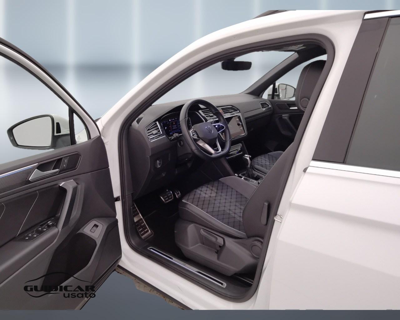 VOLKSWAGEN Tiguan II 2021 - Tiguan 2.0 tdi R-Line 4motion 150cv dsg