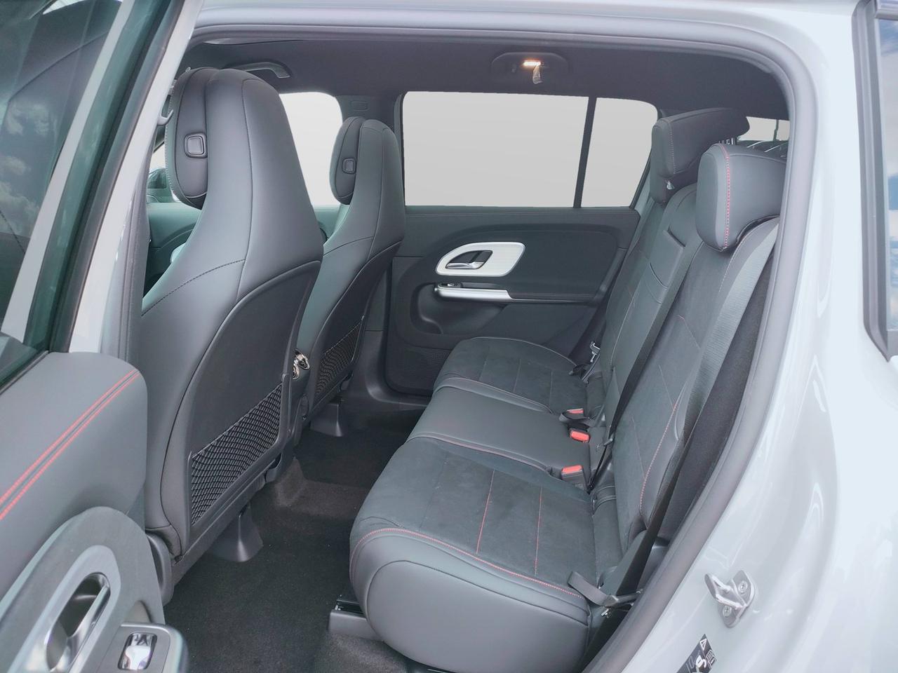 Mercedes-Benz GLB 220 4MATIC