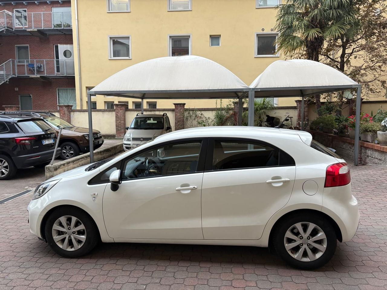 Kia Rio Active 1.2 CVVT #7309