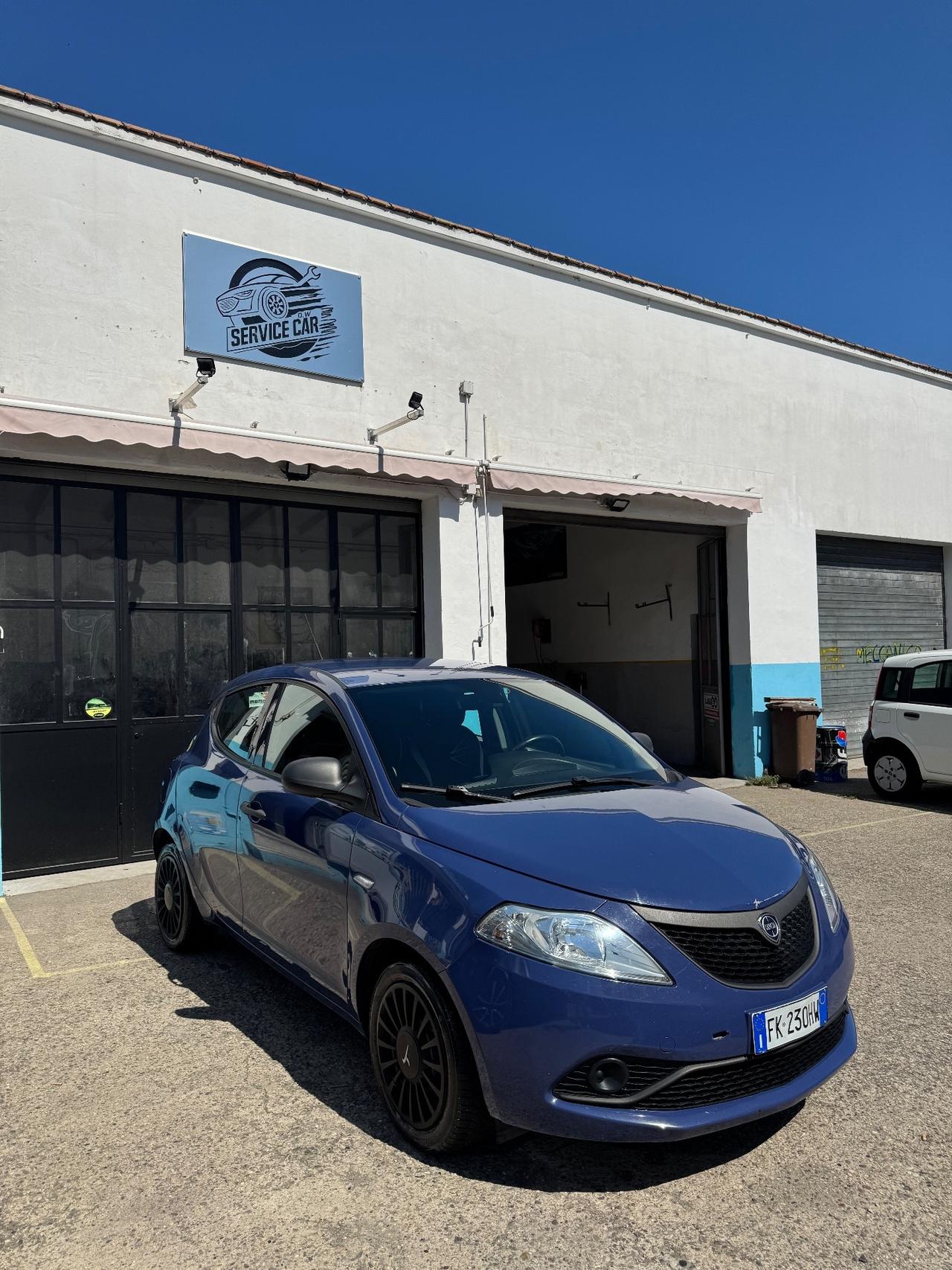 Lancia Ypsilon 1.2 69 CV 5 porte GPL Ecochic Gold