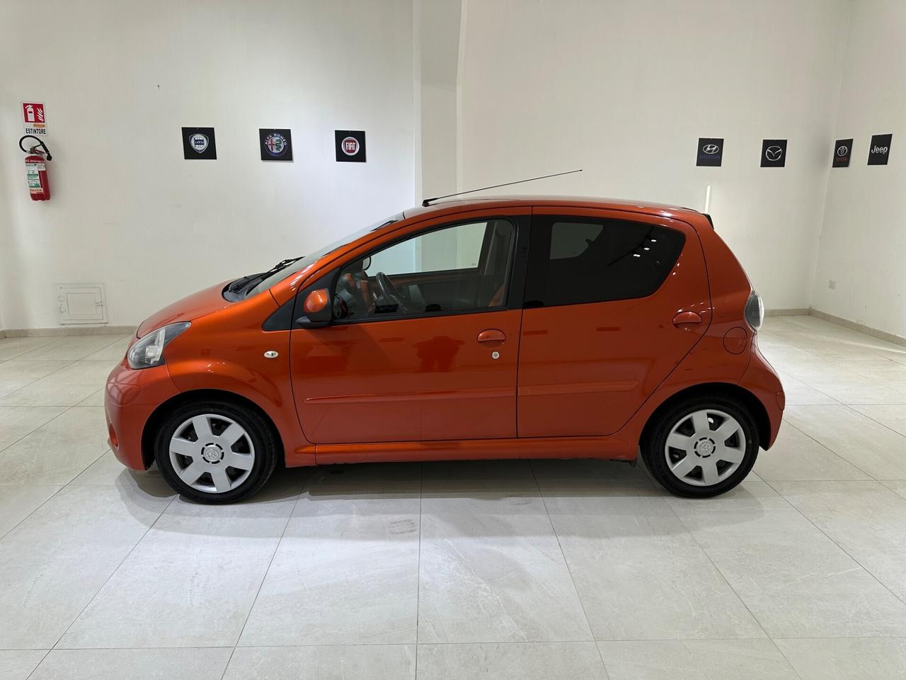 Toyota Aygo 1.0 12V VVT-i 5 porte Lounge