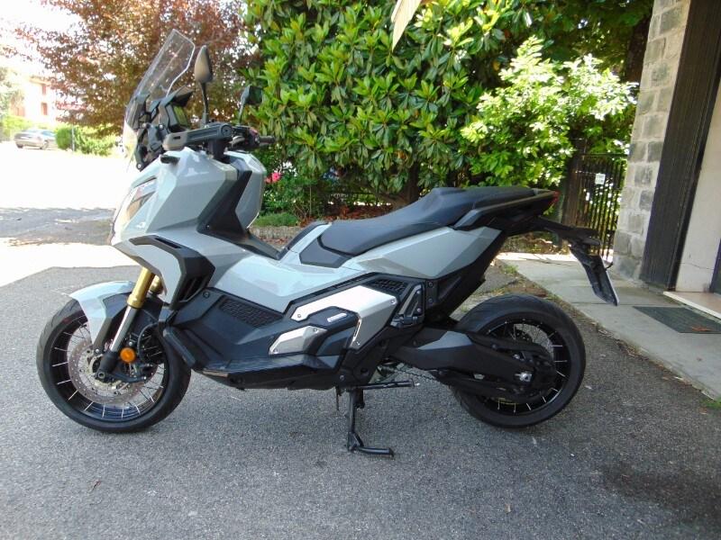 Honda X-ADV 750 ABS DCT