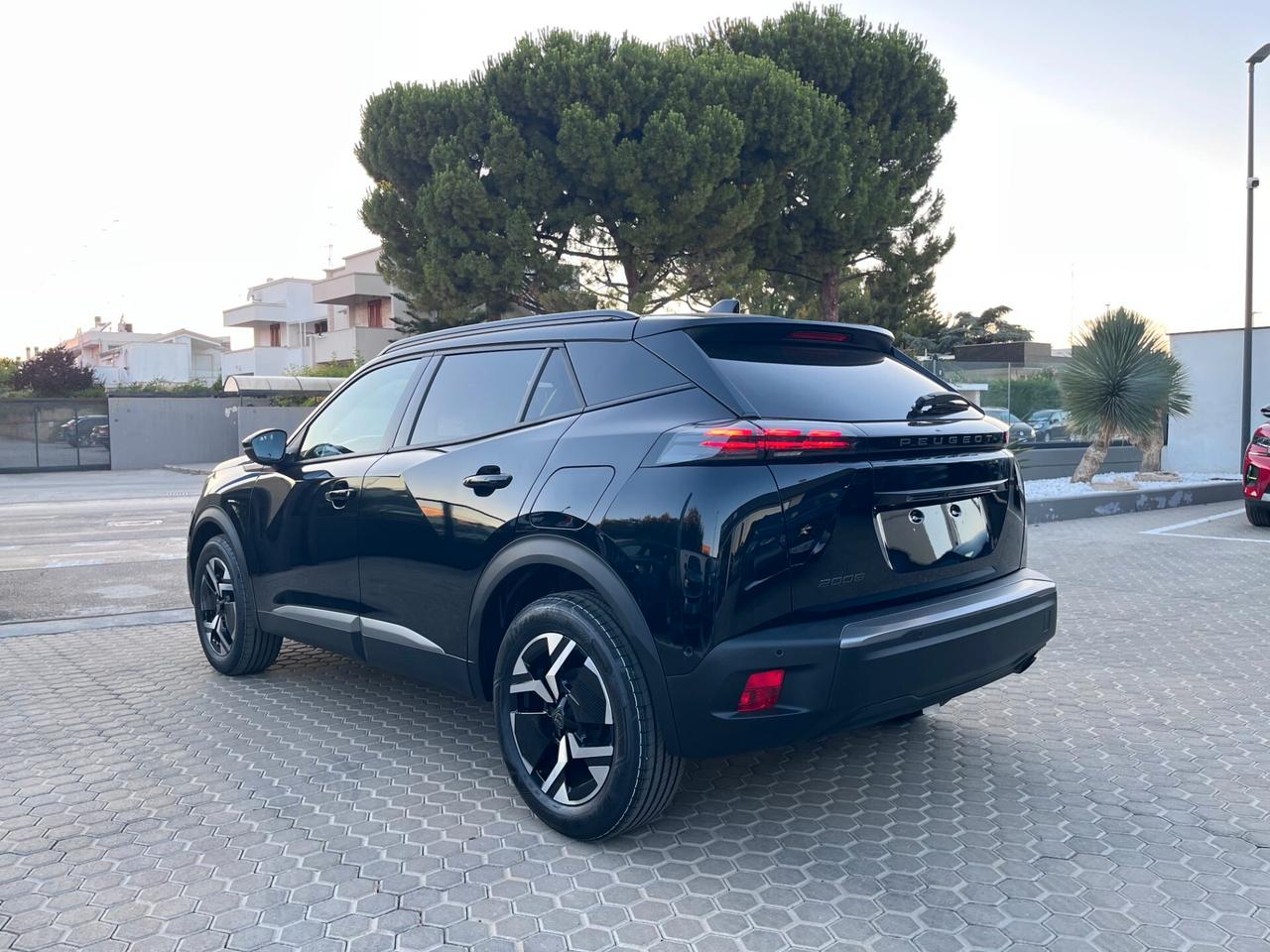 Peugeot 2008 100 S&S Allure Km0