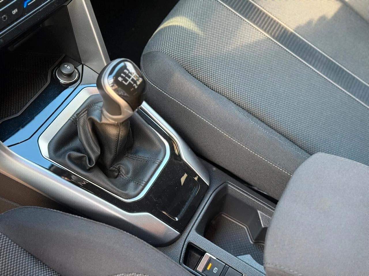 Volkswagen T-Roc 2.0 TDI 116cv 2023 UNICA