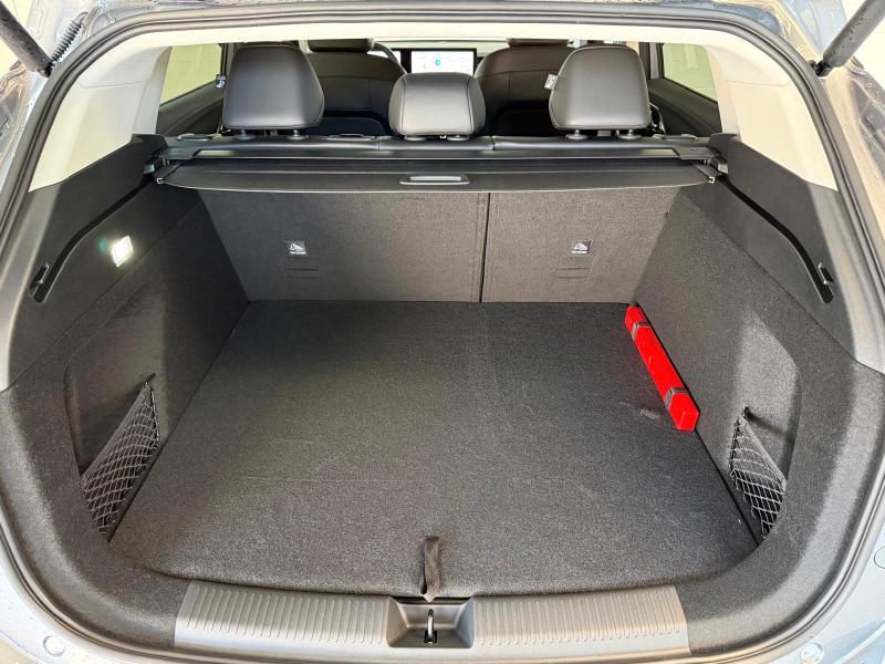 Mg HS 1.5 hybrid+ Luxury auto