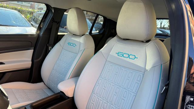 FIAT 600 HYBRID 1.2 110CV DCT MHEV LA PRIMA*24M.G.*CAM360°*