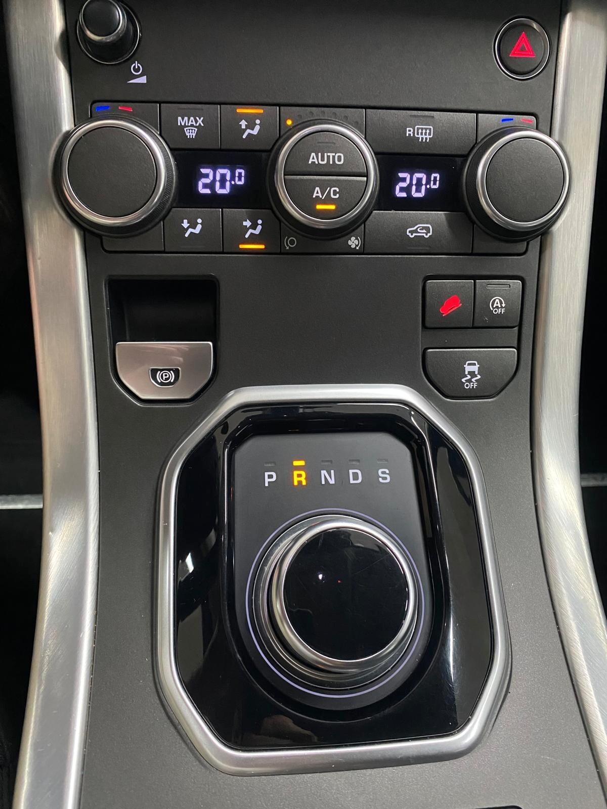 Land Rover Range Evoque 2.0 TD4 150 CV 5p. Pure