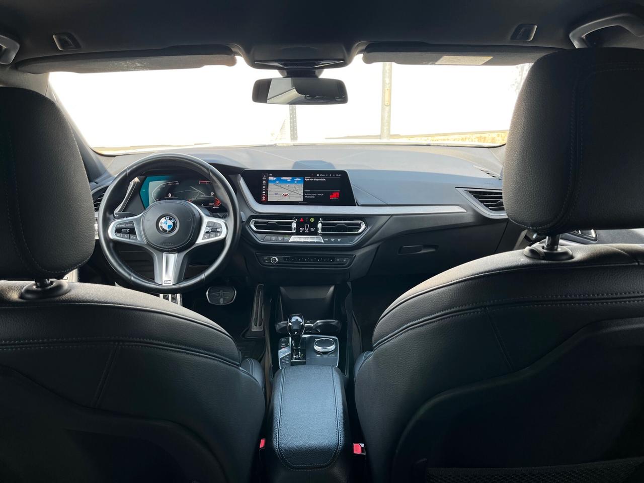 Bmw 116 116d 5p. Msport