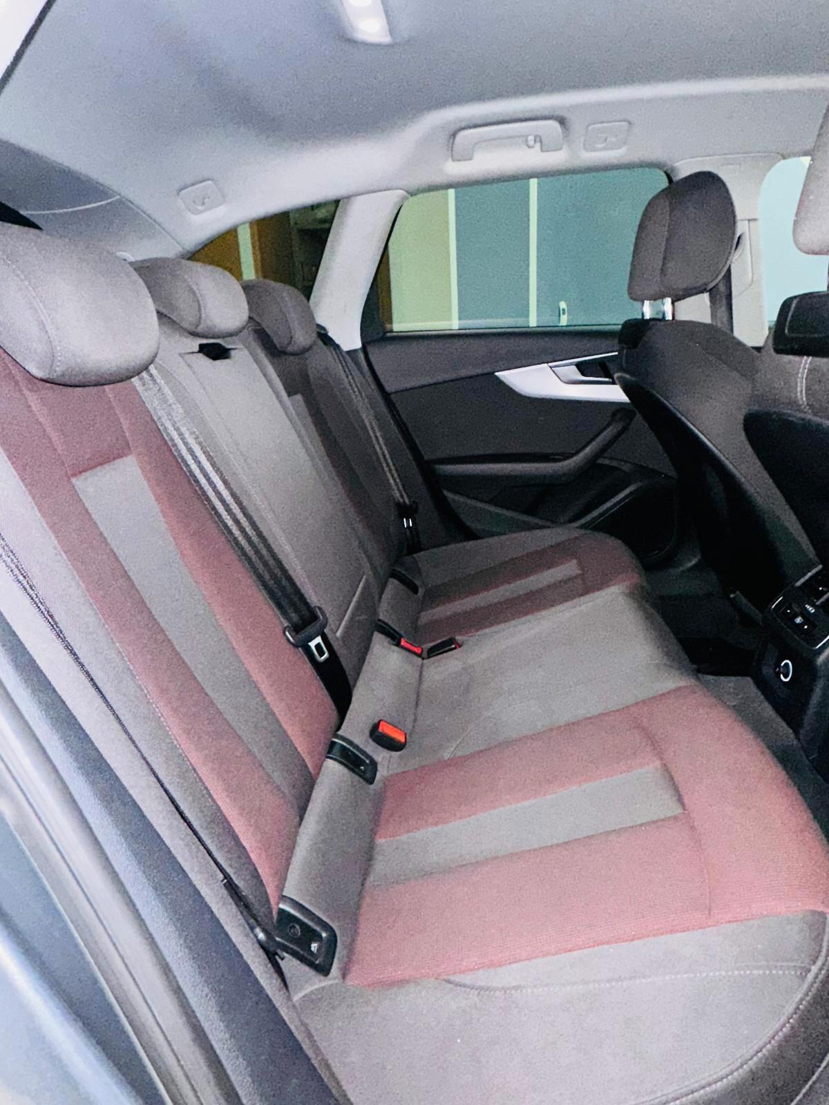 Audi A4 Avant 40 TDI S tronic Business Sport