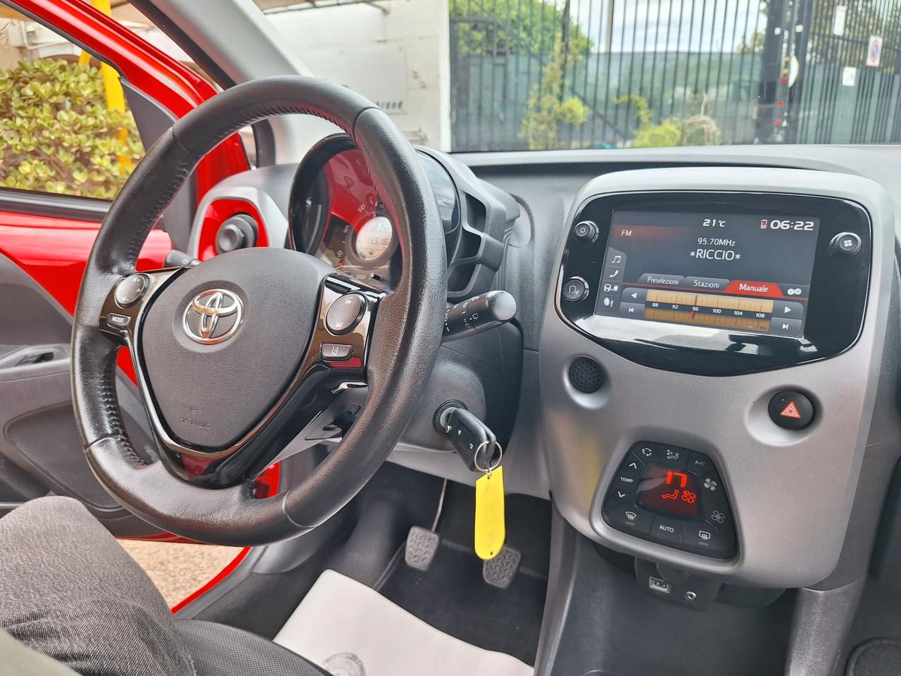 Toyota Aygo 1.0 VVT-i 5 porte x-play 2019