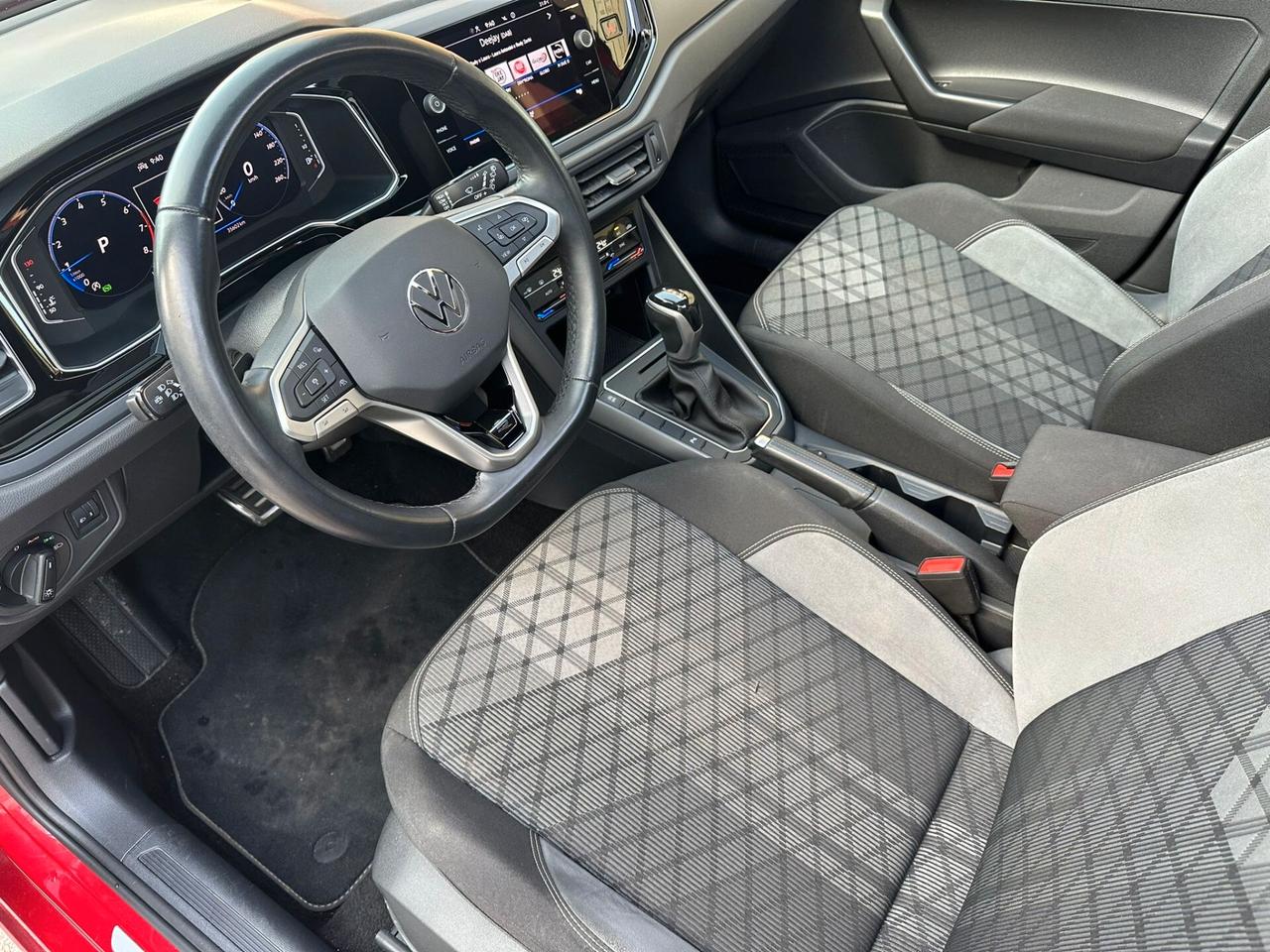 Taigo 1.0 TSI 110 CV DSG R-Line