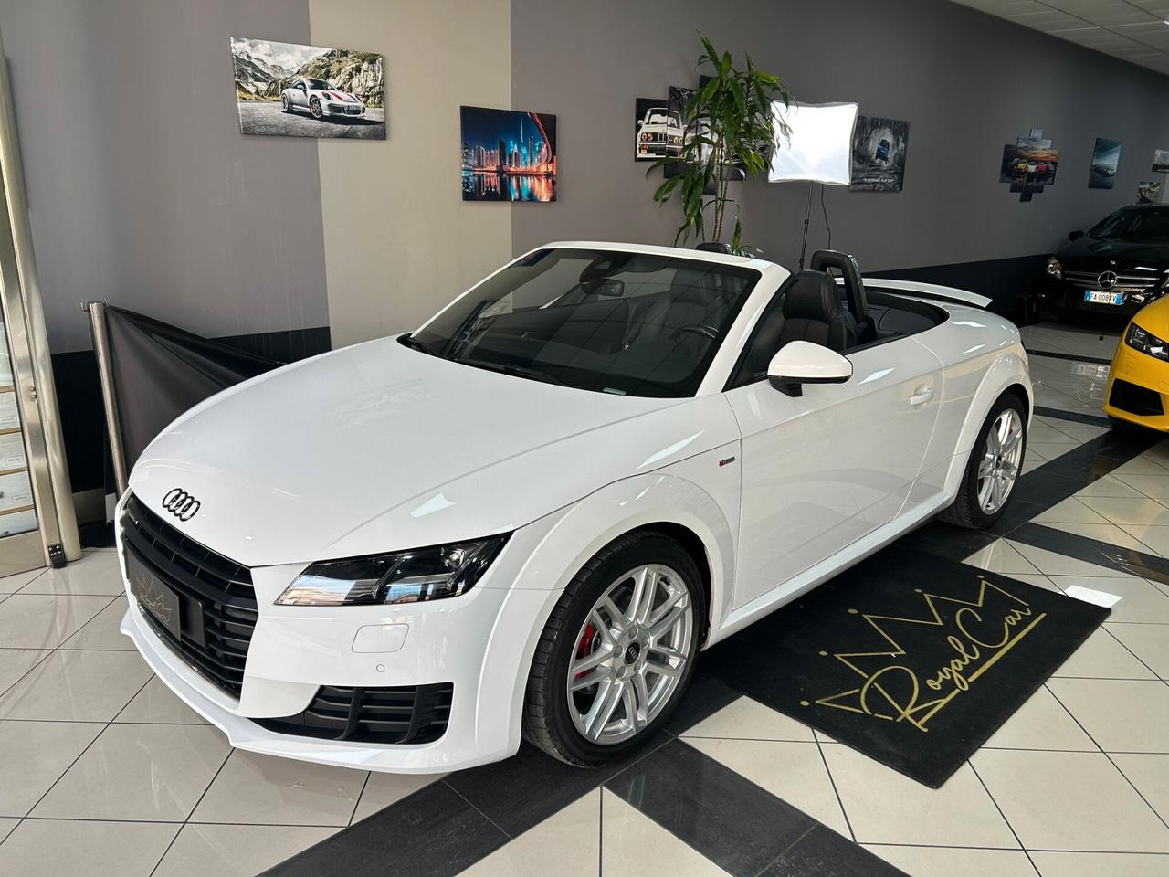 Audi TT Roadster 2.0 TFSI quattro S tronic line