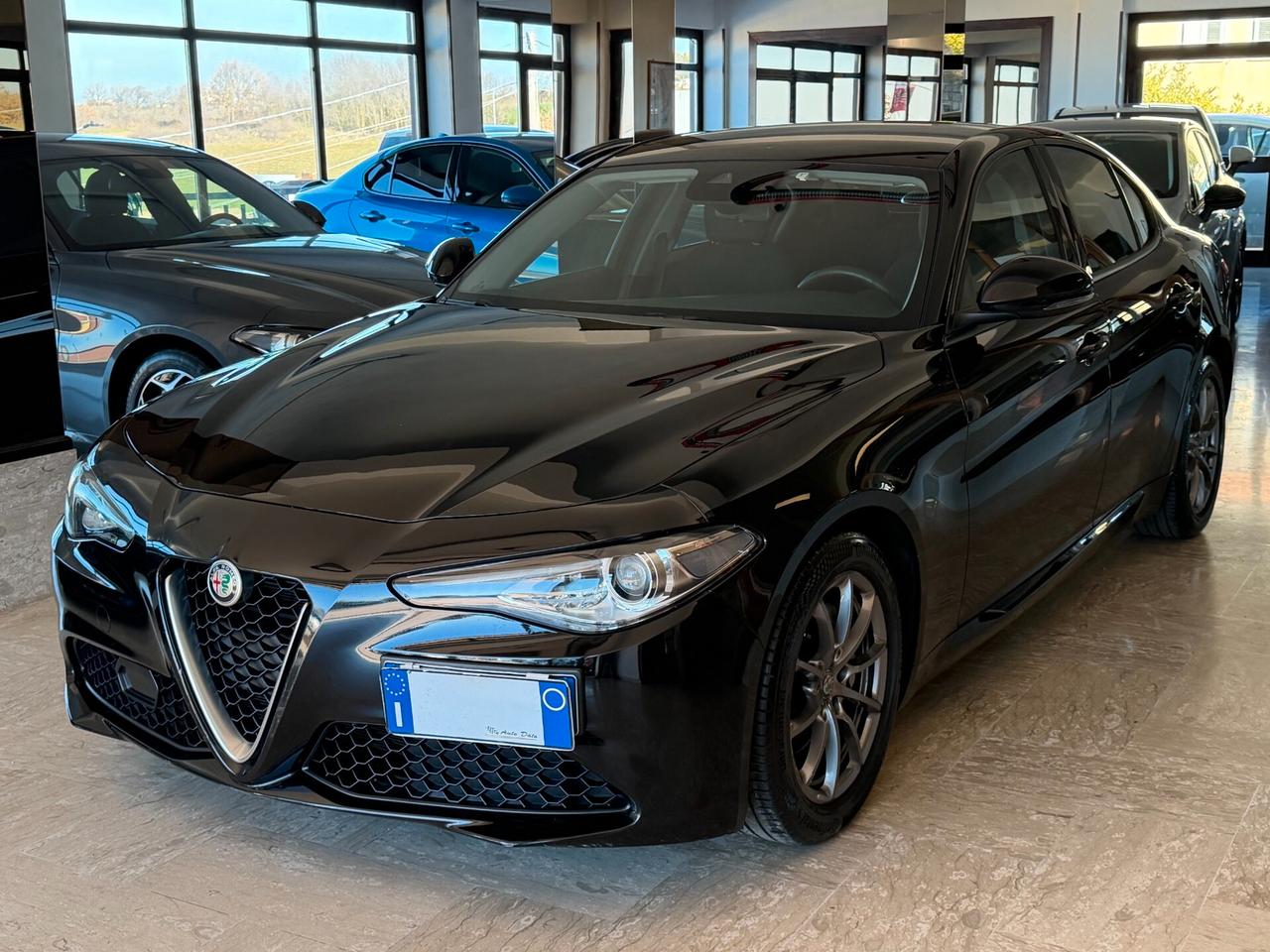 Alfa Romeo Giulia 2.2 TURBODIESEL 160 cv. AT8 BUSINESS (Nav)