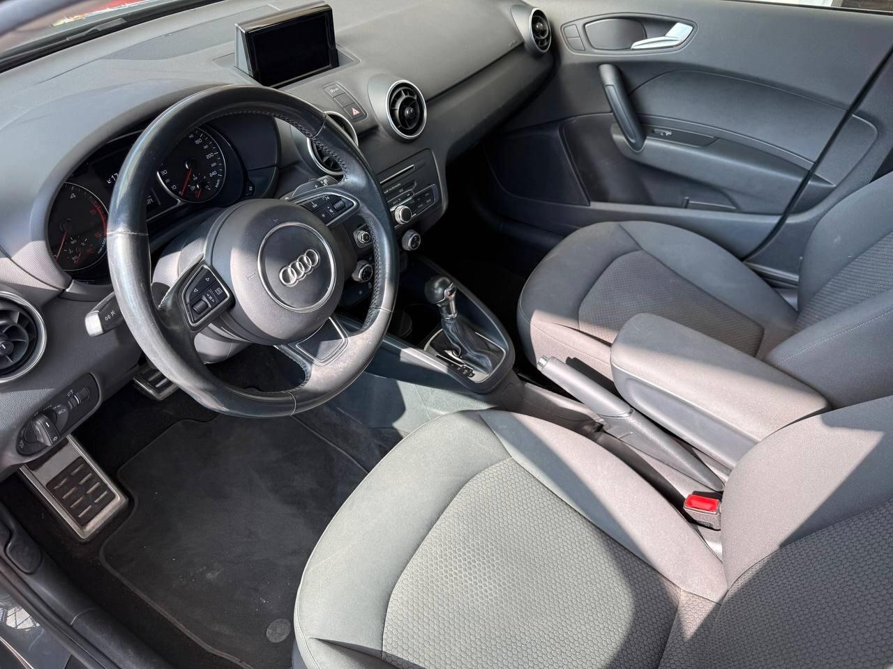 Audi A1 1.6 TDI 116 CV S tronic Sport - S LINE - AUTOMATICA - PERMUTE