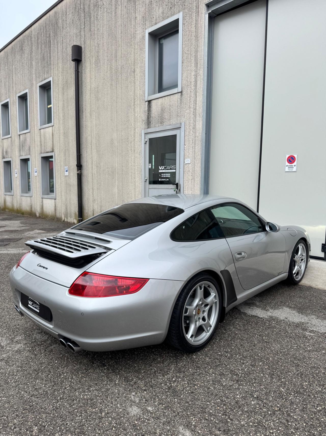 Porsche 911 997 Carrera Coupé sport chrono