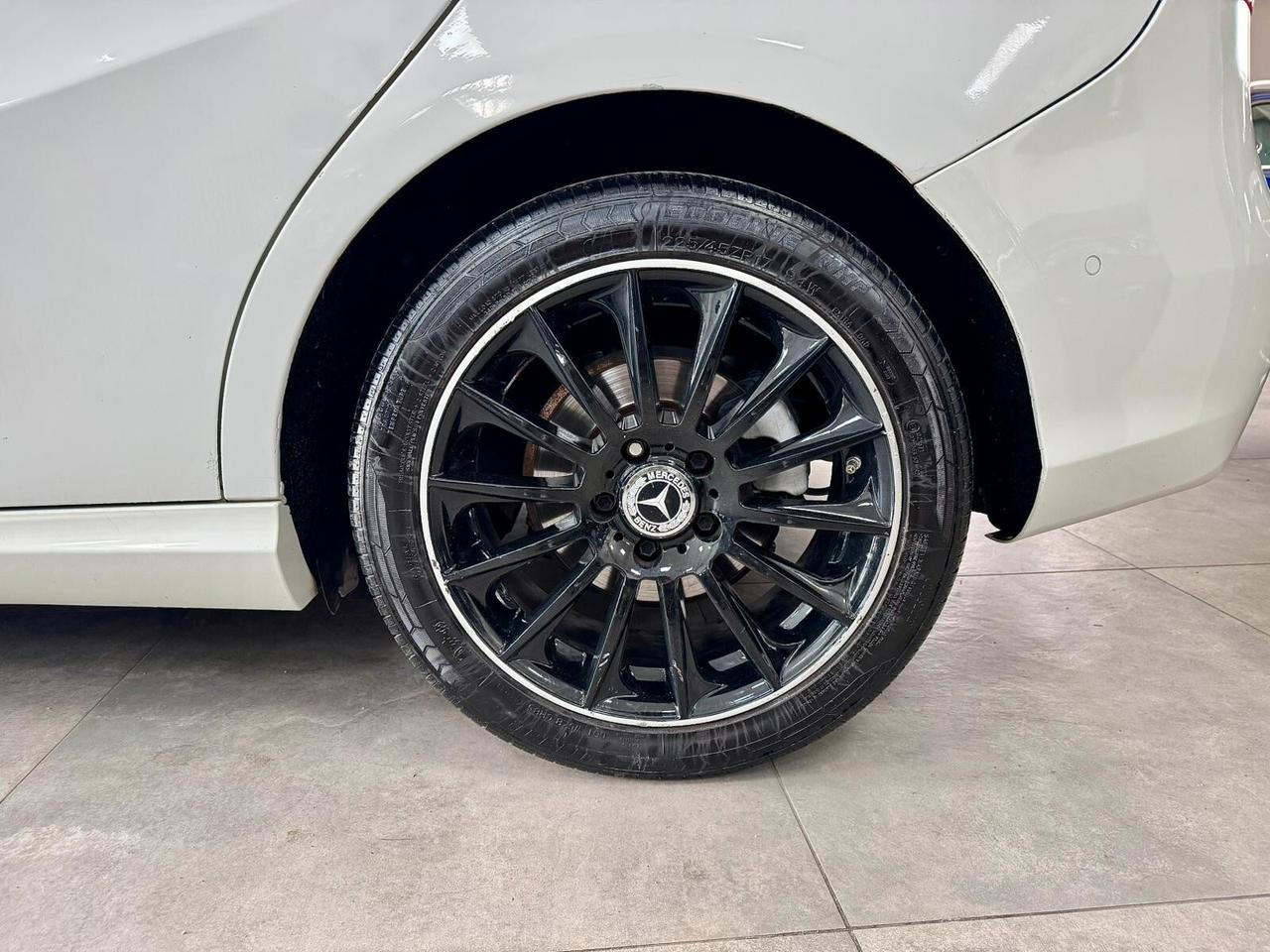 Mercedes B 180 1.5 CDI Automatic Sport 2015