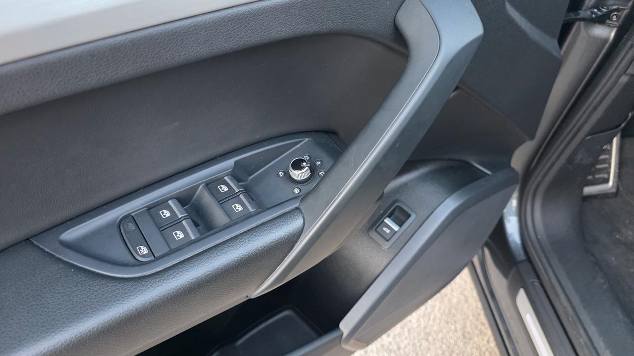 Audi Q5 SPB S tronic 3x s-line Tetto Luci