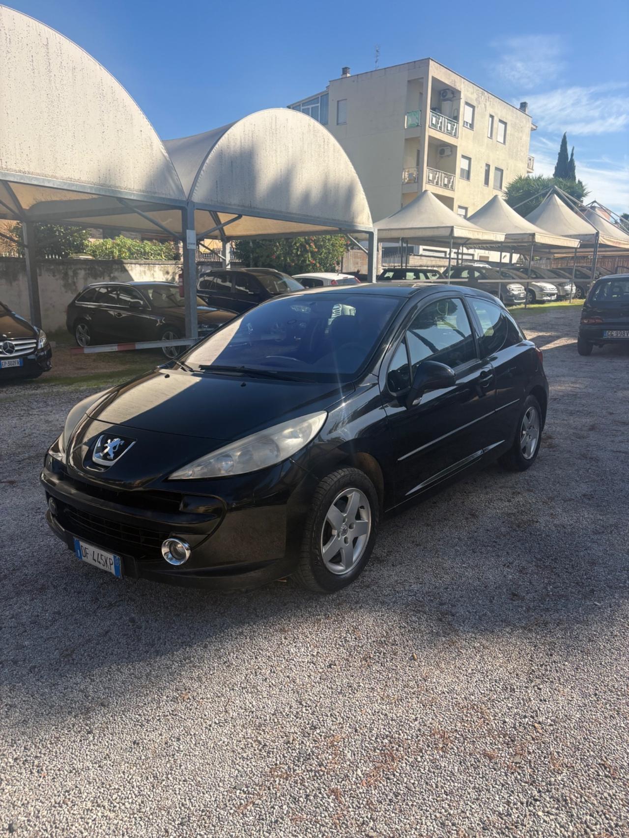 Peugeot 207 1.6 HDi 90CV 3p. XS