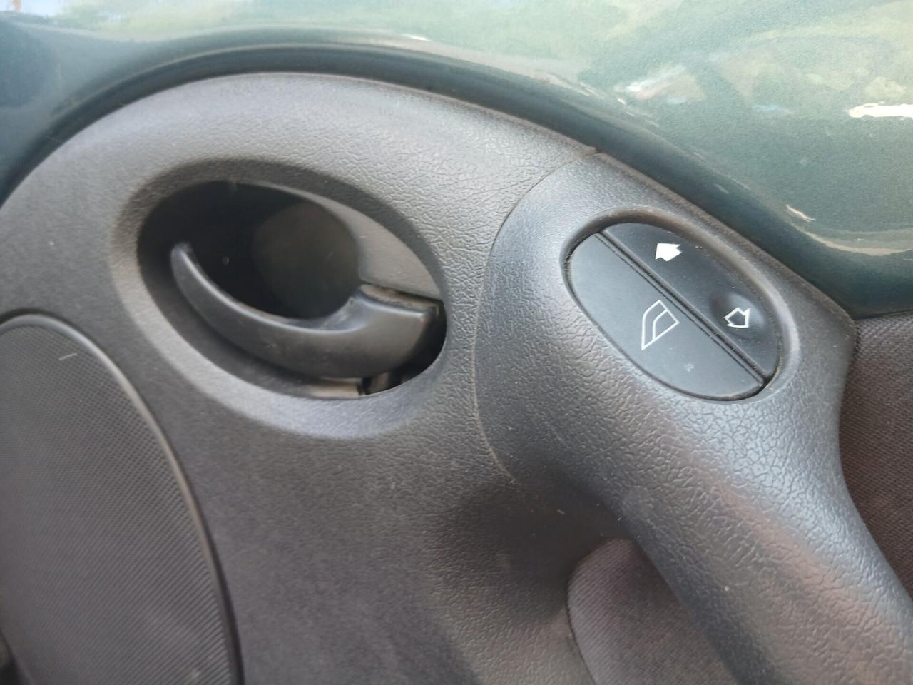 FORD KA 1300 b