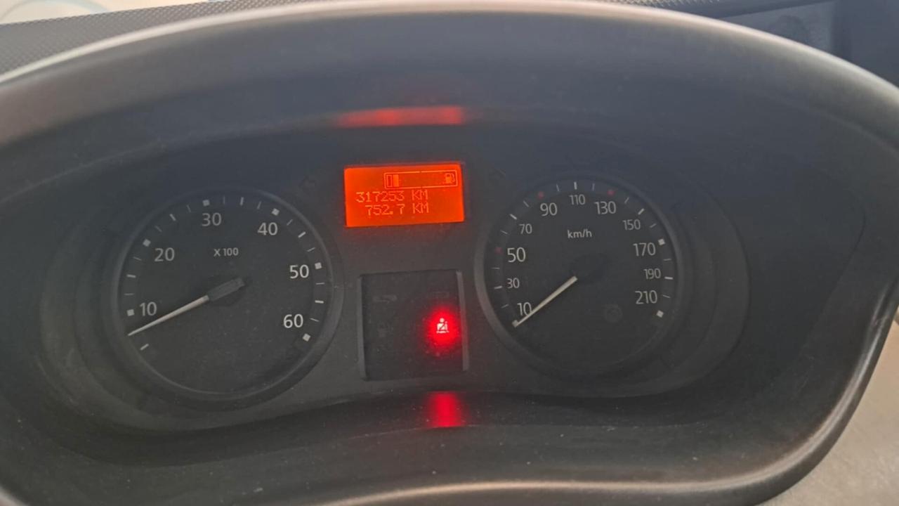 Renault Trafic T27 2.0 dCi/115 PC-TN Furgone DPF