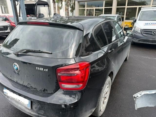 Bmw 118 118d 5p. Unique -MOTORE ROTTO