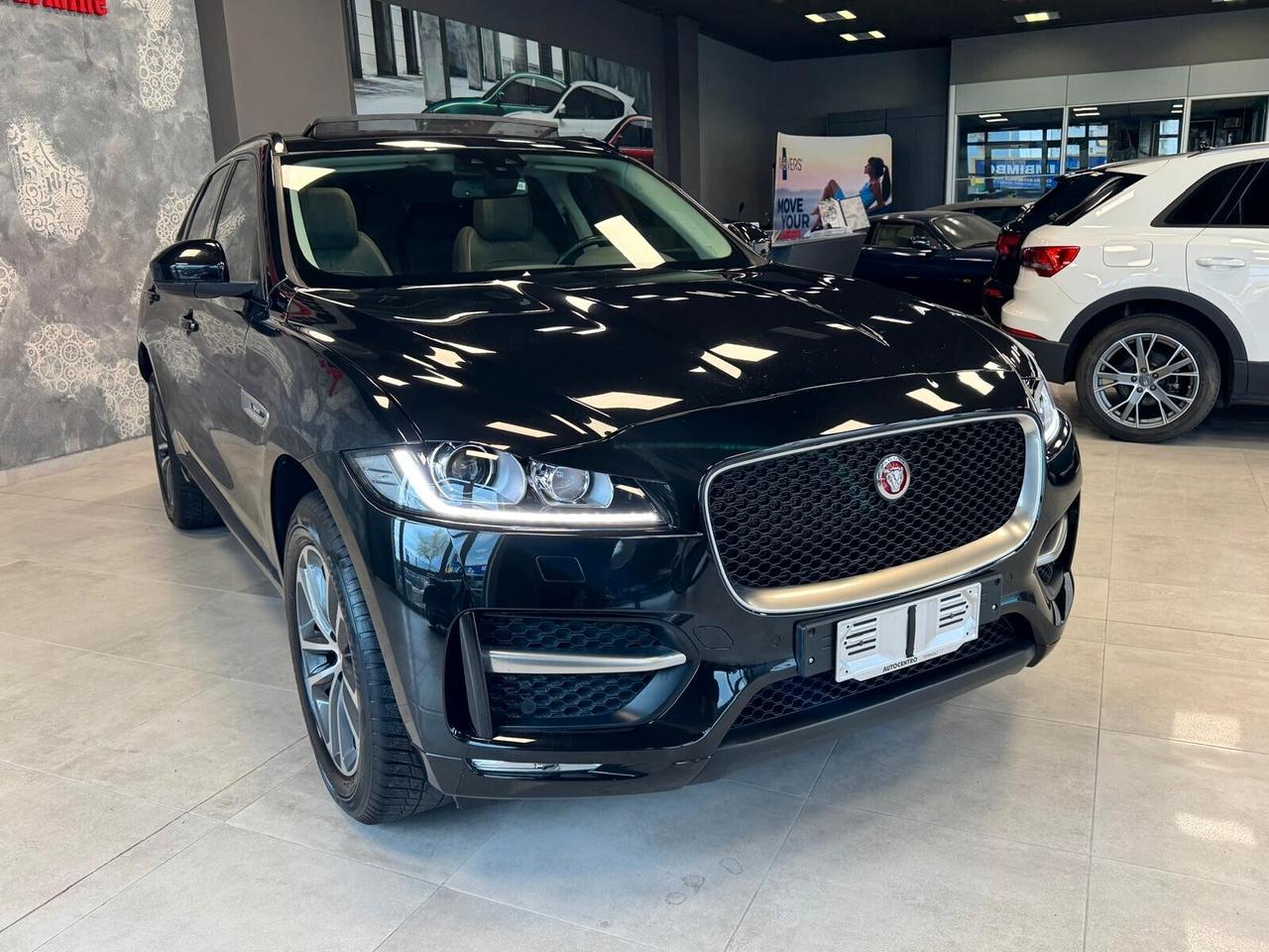 JAGUAR F-PACE 2-0 D4D 4WD TETTO APRIBILE R-DYNAMIC SPORT