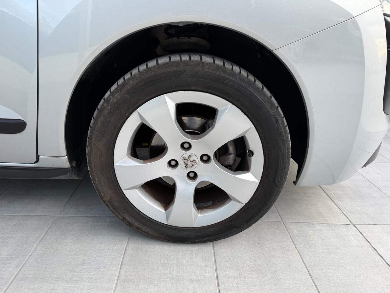 Peugeot 3008 1.6 HDi 112CV Allure