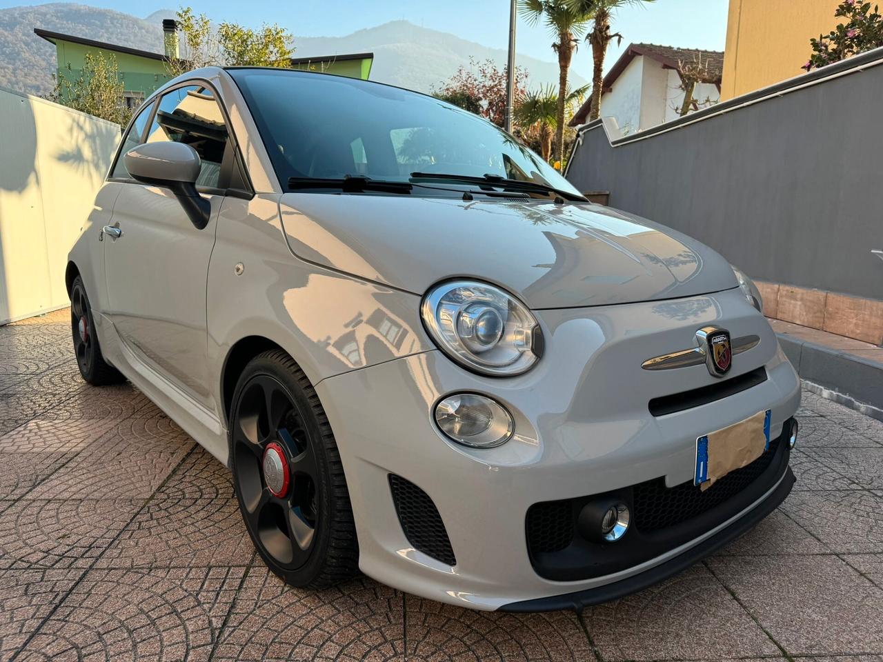 Abarth 500 C 1.4 Turbo T-Jet MTA 140CV