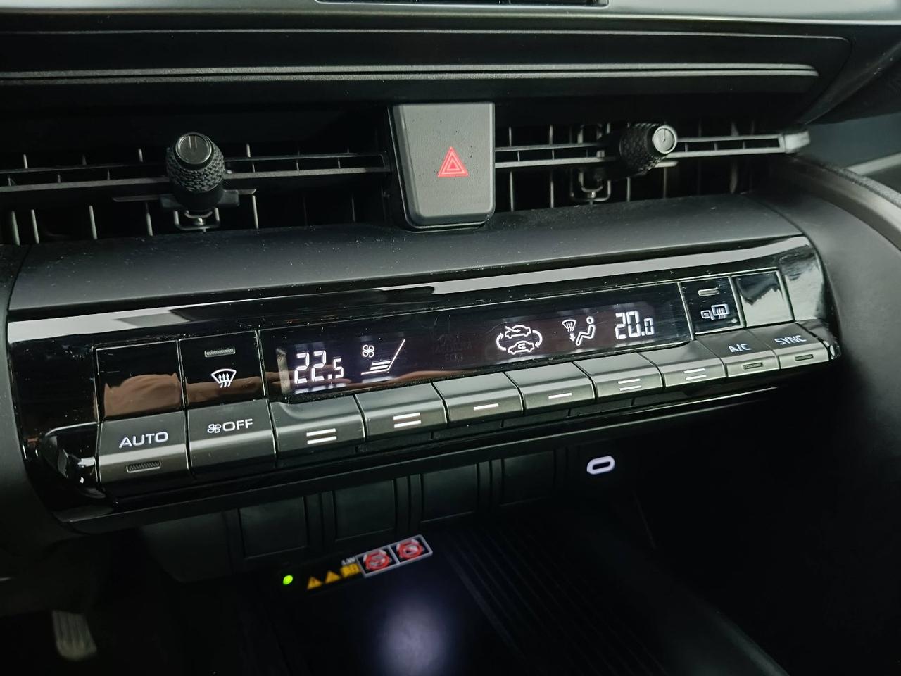 TOYOTA C-HR II 2023 - C-HR 1.8 hev Trend fwd e-cvt