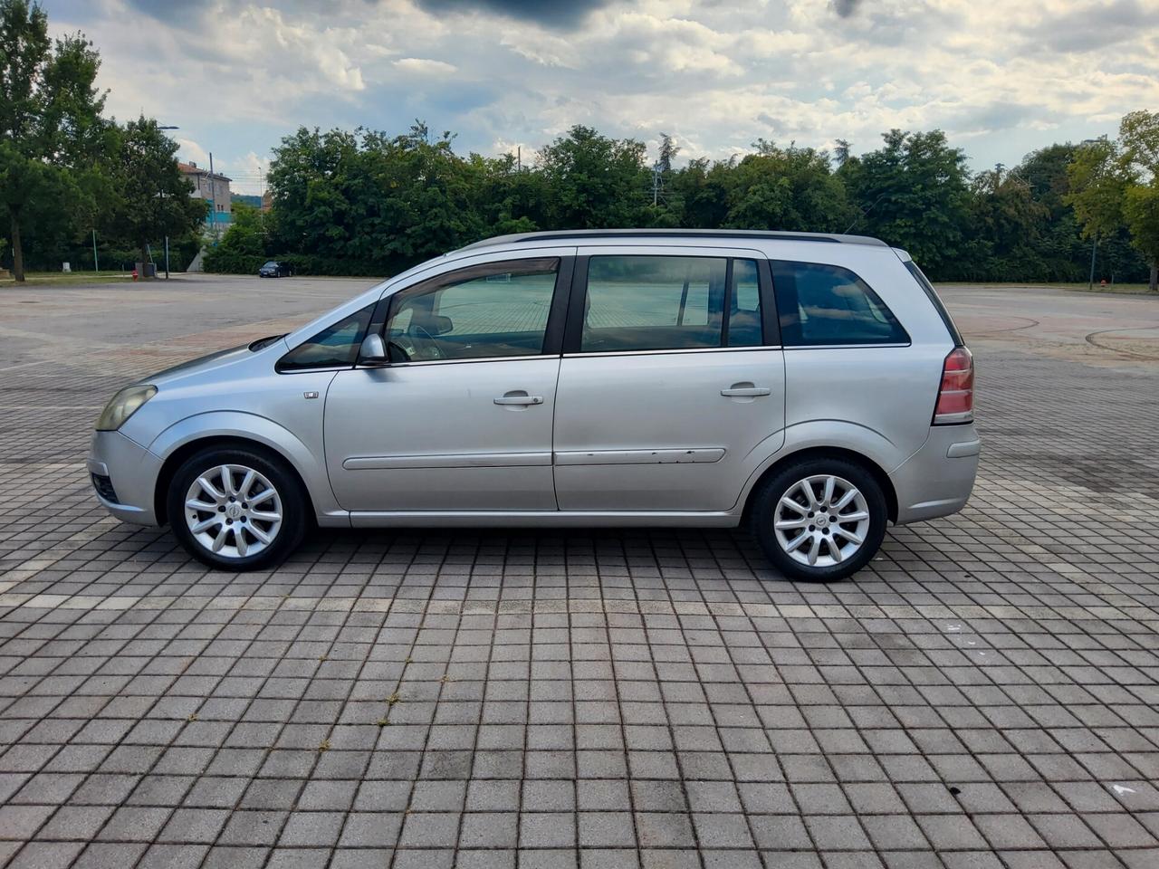 Opel Zafira 1.9 CDTI 120CV Cosmo