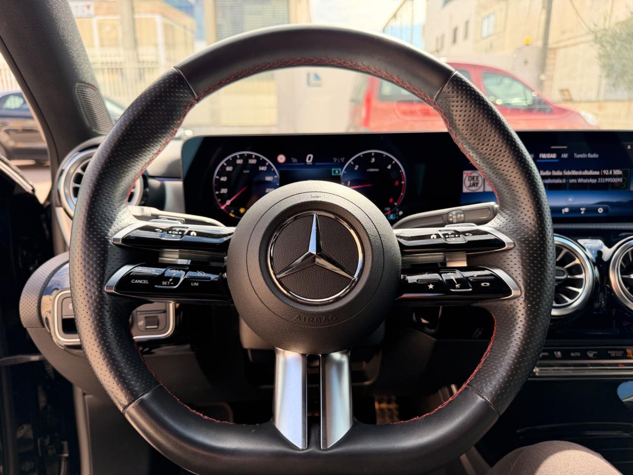 Mercedes-benz A180 d Automatic AMG LINE-2023 AMBIENT/LED