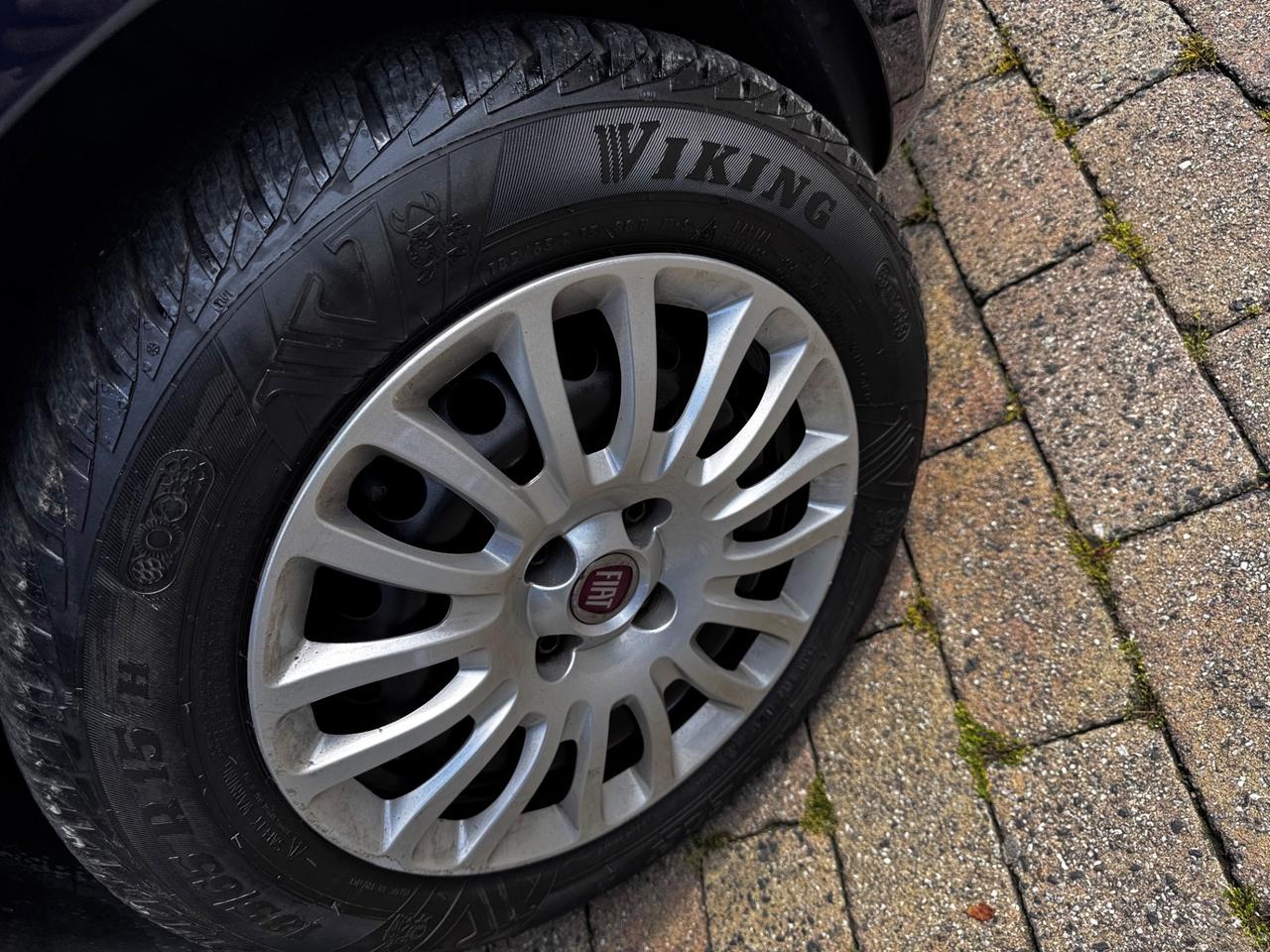 Fiat Punto 1.2 8V 5 porte Lounge neopatentati