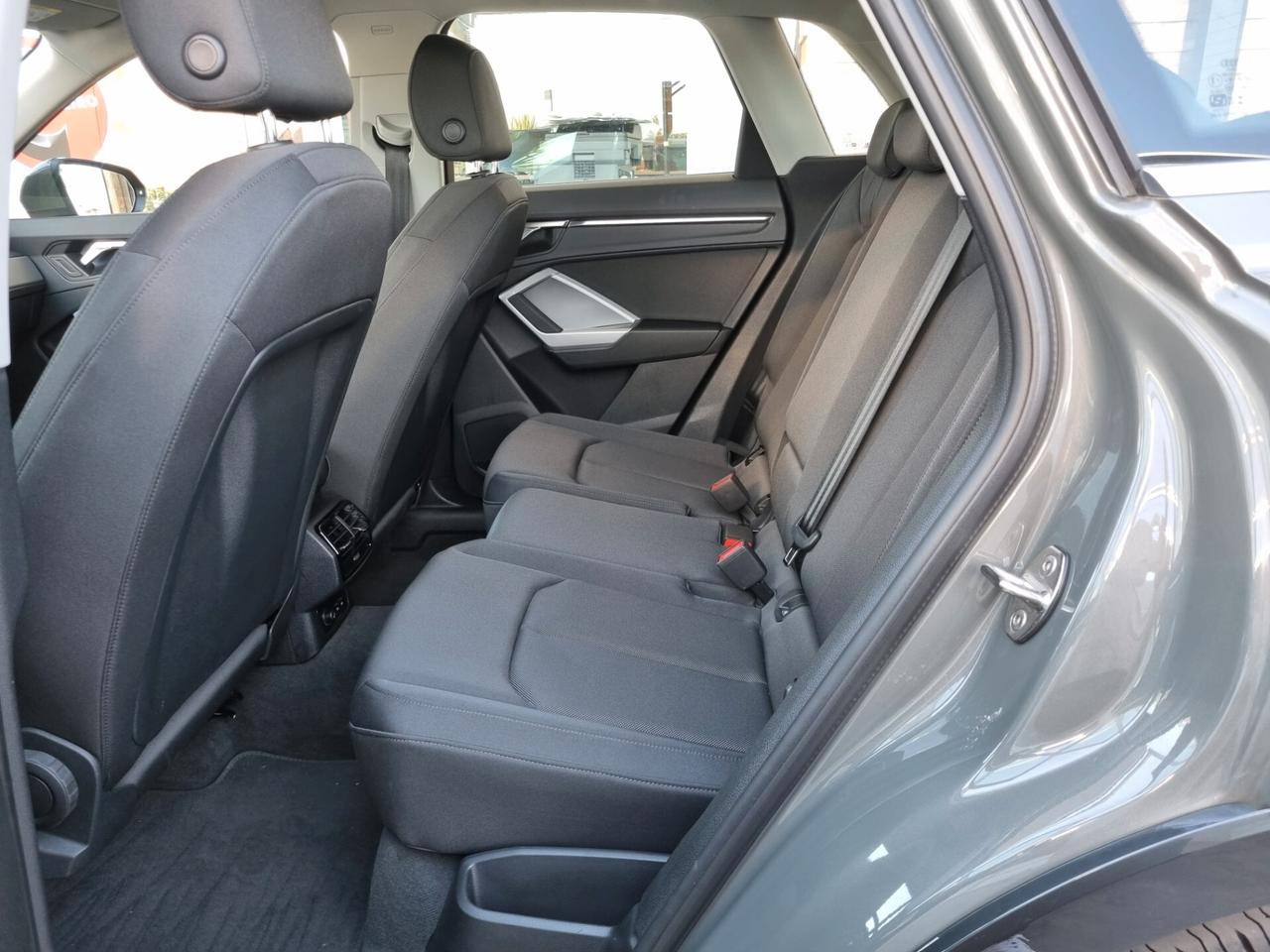Audi Q3 II 35 2.0 tdi Business Advanced s-tronic