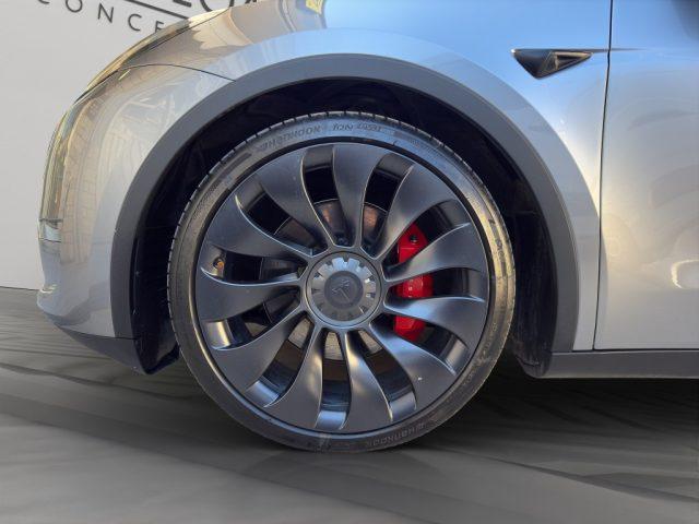 TESLA Model Y Performance dual motor AWD
