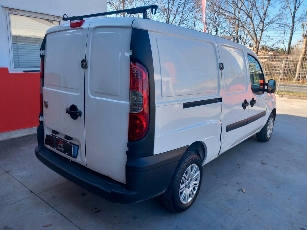 Fiat Doblo Doblò 1.9 MJtj Cargo Lamierato SX passo lungo motore sostituito gomme nuove