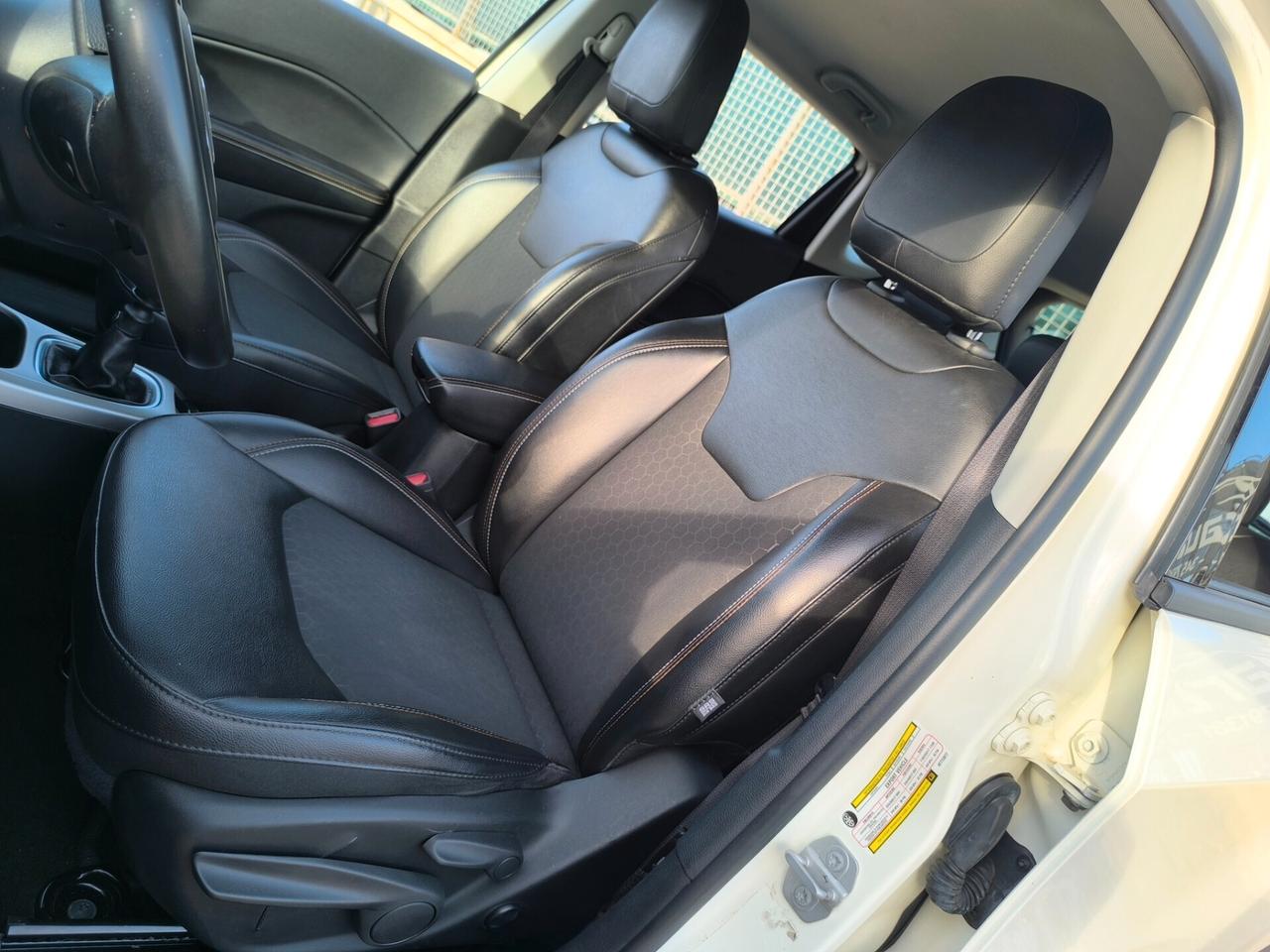 JEEP COMPASS BUSINESS 1.6 DIESEL 120cv LED/NAVI/SENS.POST