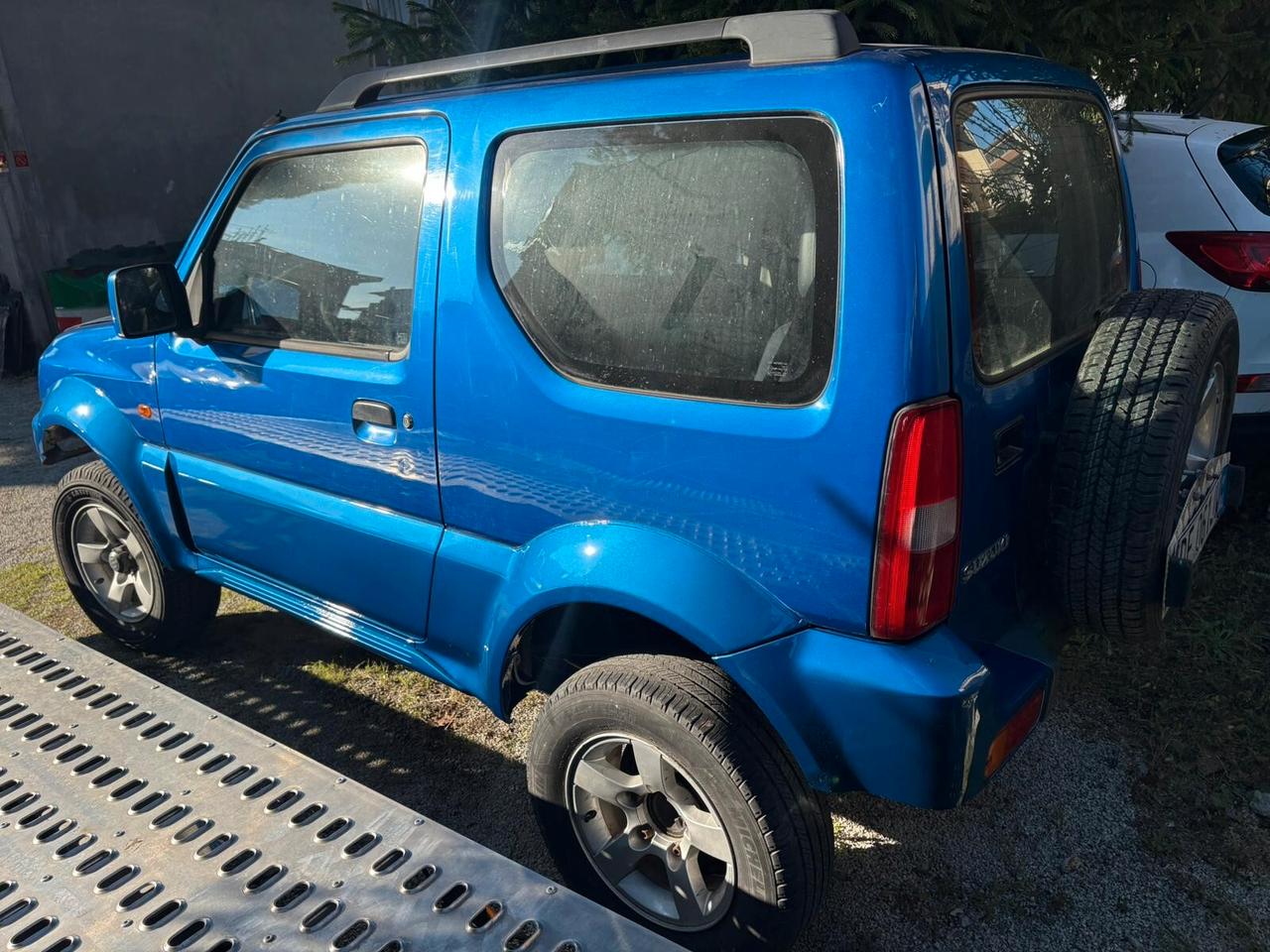 Suzuki Jimny 1.5 DDiS cat 4WD JLX