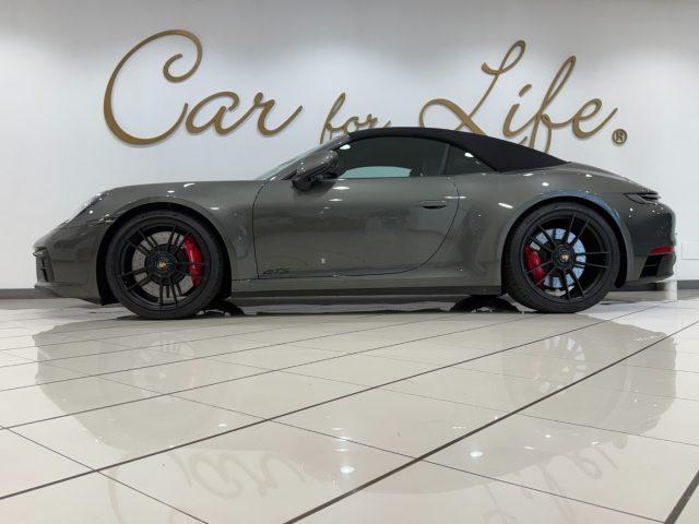 PORSCHE 992 Carrera 4 GTS Cabriolet