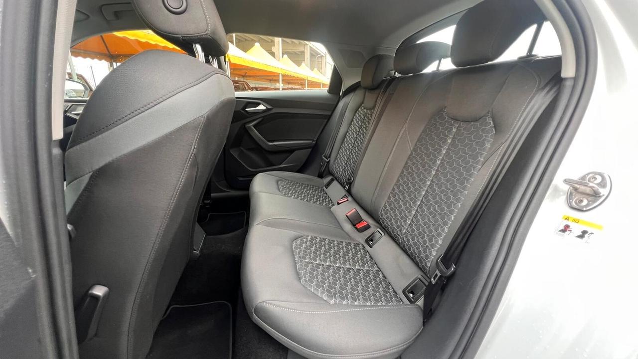 Audi A1 SPB 25 TFSI S line edition