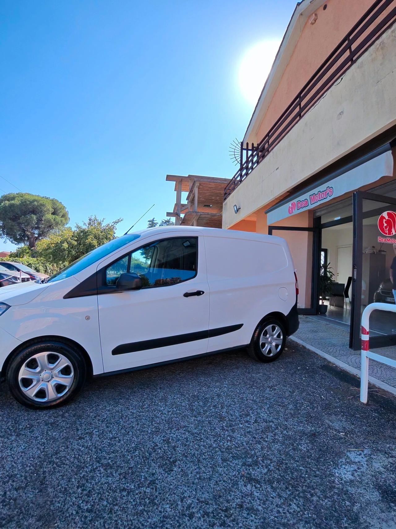 Ford Transit Courier 1.0 benz. 6 marce unipro